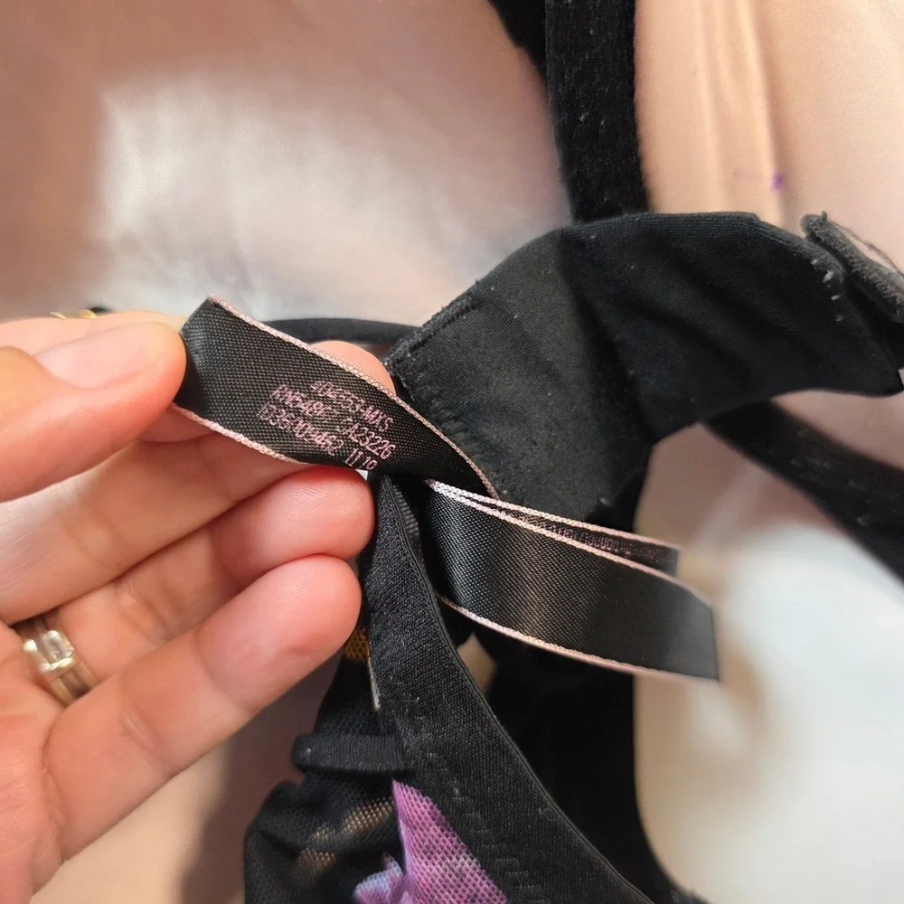 Victoria's Secret Floral Push Up Bra Black Pink Multi-Strap Back 34DDD 0611